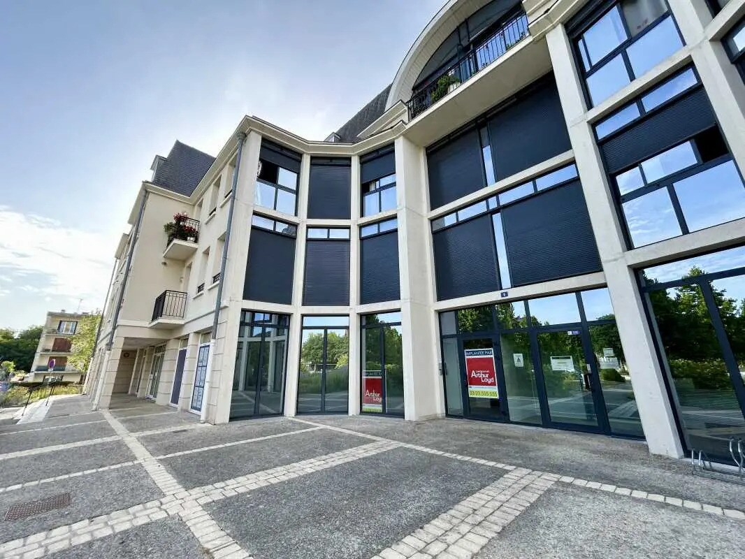 Bureau dans Soissons à louer Photo de l’immeuble– Image 1 sur 8