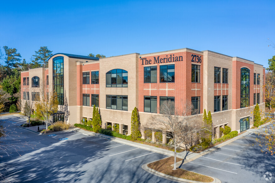 2736 Meadow Church Rd, Duluth, GA à louer - Photo de l’immeuble – Image 1 sur 6