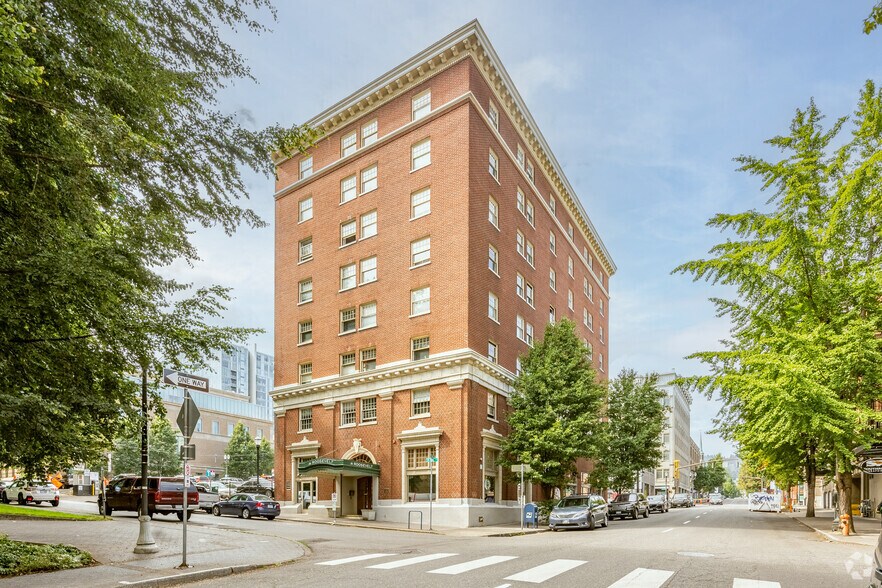 1005 SW Park Ave, Portland, OR à louer - Photo principale – Image 1 sur 5