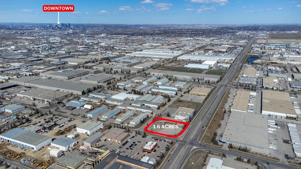 5210 76th Ave SE, Calgary, AB à vendre - Aérien – Image 3 sur 3