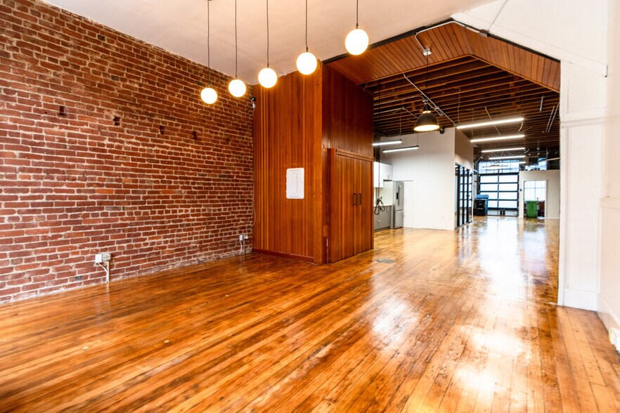 461 Bryant St, San Francisco, CA à louer - Photo de l’immeuble – Image 2 sur 11