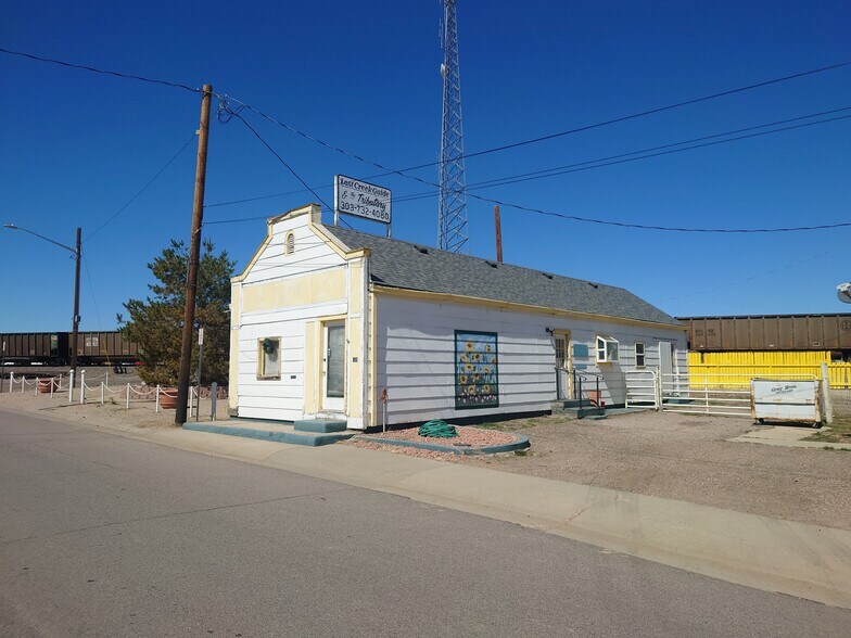 105 E Woodward Ave, Keenesburg, CO à vendre - Photo de l’immeuble – Image 3 sur 31