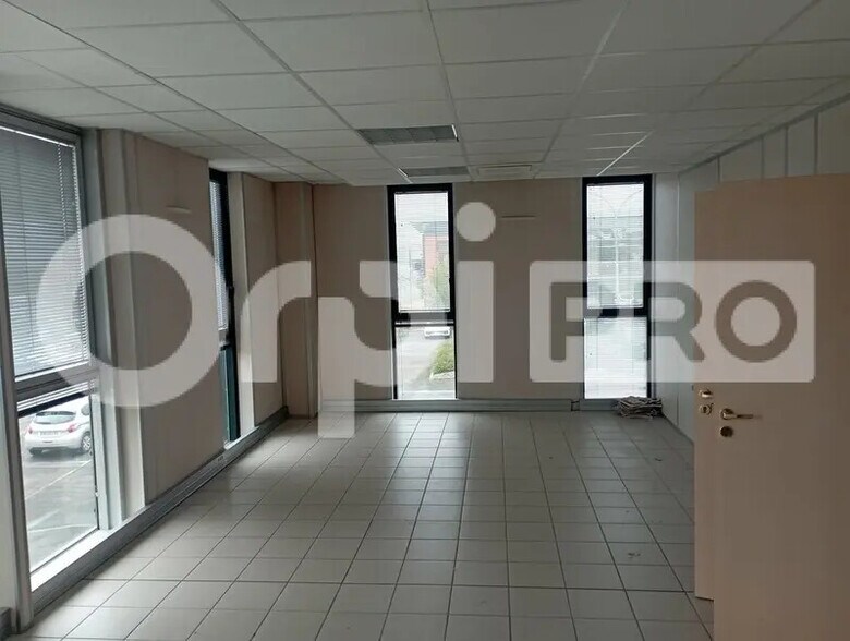 Bureau dans Reims à louer - Photo intérieure – Image 3 sur 4