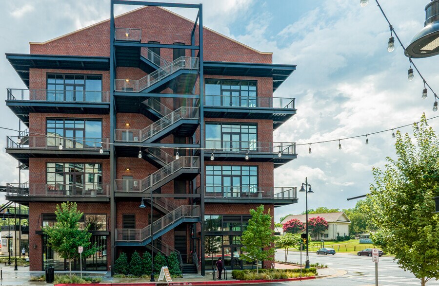1037 Alpharetta St, Roswell, GA à louer - Photo de l’immeuble – Image 2 sur 5