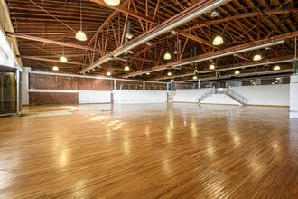 1207 E Washington Blvd, Los Angeles, CA à louer Photo intérieure– Image 1 sur 10