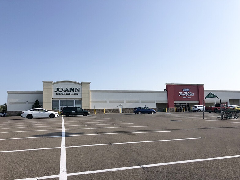 2301-2315 N Triphammer Rd, Ithaca, NY à louer - Photo de l’immeuble – Image 3 sur 12