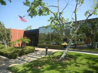 Plus de détails pour 4740 Von Karman Ave, Newport Beach, CA - Bureau à louer