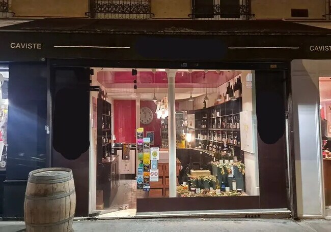 Plus de détails pour Local commercial à louer