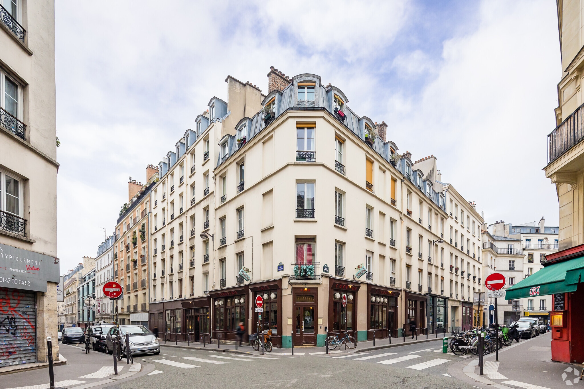 Bureau dans Paris à louer Photo principale– Image 1 sur 8
