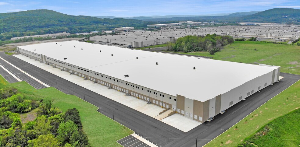 3905 Commerce Center Blvd, Bethlehem, PA à louer - Aérien – Image 3 sur 17