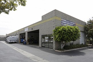 Plus de détails pour 510-516 Gilbert St, Fullerton, CA - Local commercial à louer