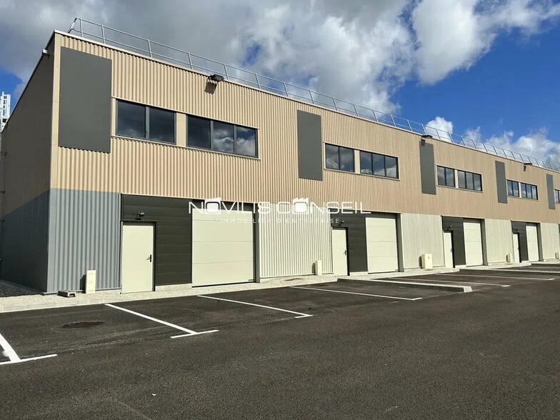 Local d'activités dans Montauban à vendre - Photo de l’immeuble – Image 1 sur 15