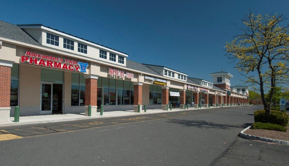 1080 White Horse Ave, Hamilton, NJ à louer - Photo de l’immeuble – Image 2 sur 3