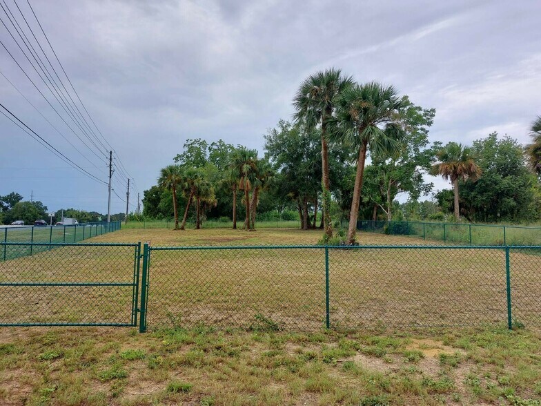 Highland Oaks Blvd., Minneola, FL à vendre - Photo principale – Image 1 sur 11