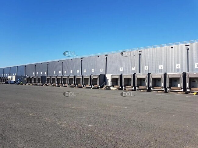 Plus de détails pour Industriel/Logistique à louer