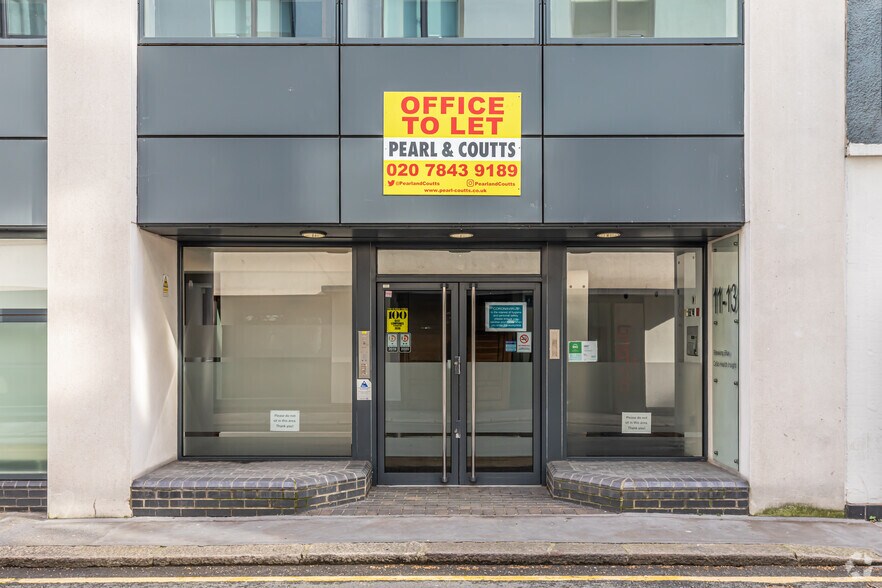 11-13 Charterhouse Buildings, Londres à vendre - Photo de l’immeuble – Image 3 sur 5