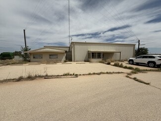Plus de détails pour 1561 US Highway 380, Plains, TX - Industriel/Logistique à vendre