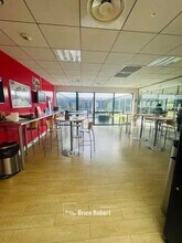 Bureau dans Saint-Priest à louer Photo intérieure– Image 1 sur 11