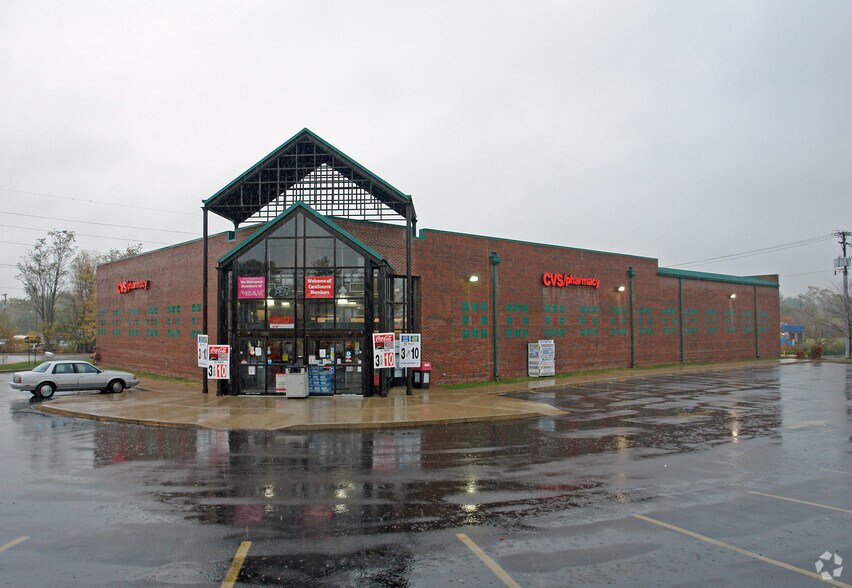 1785 Woodman Dr, Dayton, OH à louer - Photo principale – Image 1 sur 7