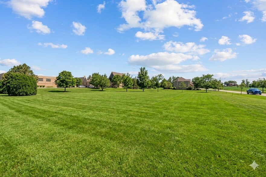 13210 Georgetown Dr, Orland Park, IL à vendre - Photo de l’immeuble – Image 3 sur 3