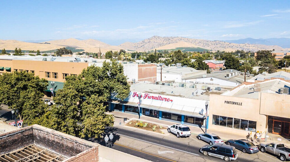 40 N Main St, Porterville, CA à louer - Photo de l’immeuble – Image 3 sur 8