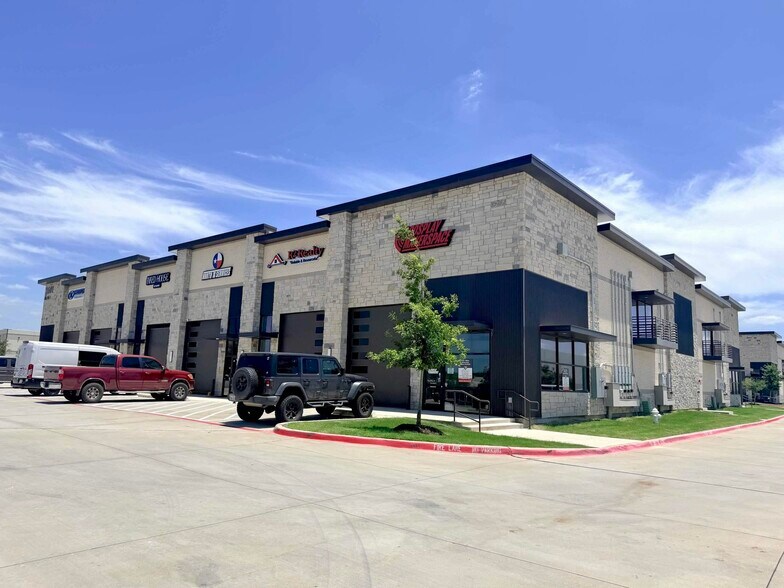 2601 TX-121, Lewisville, TX à louer - Photo de l’immeuble – Image 2 sur 9