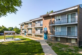 Plus de détails pour 108 NW 63rd St, Kansas City, MO - Logement à vendre