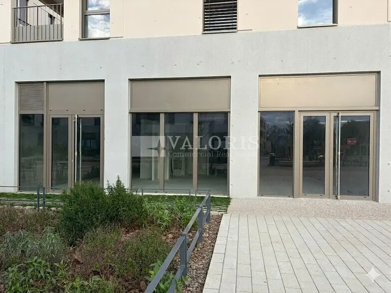 69 Avenue De Verdun, Dardilly à louer - Photo de l’immeuble – Image 1 sur 14