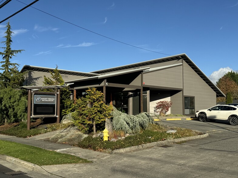 130 S 15th St, Mount Vernon, WA à louer - Photo de l’immeuble – Image 1 sur 19