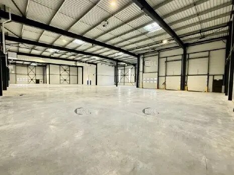 Industriel/Logistique dans Trappes à louer - Photo de l’immeuble – Image 3 sur 9