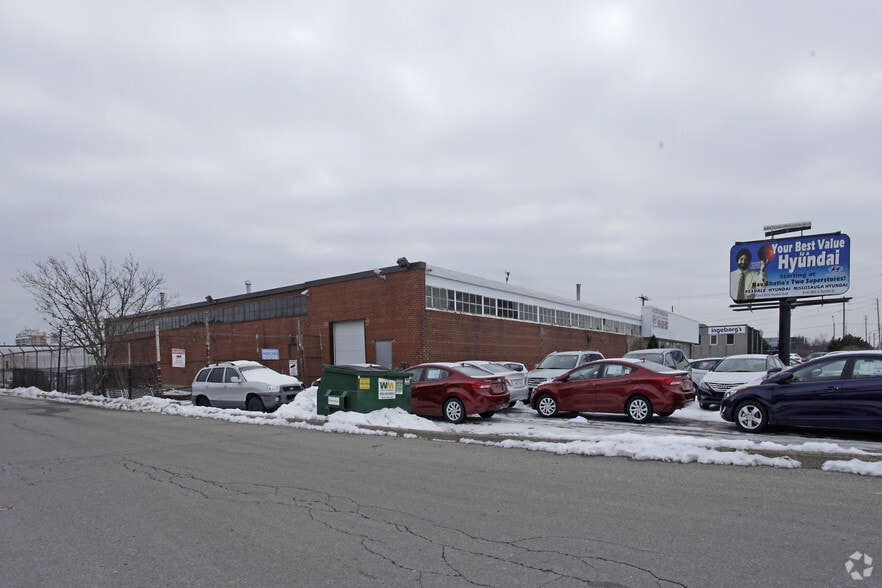 2254 S Sheridan Way, Mississauga, ON à vendre - Photo principale – Image 1 sur 2