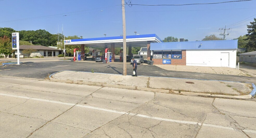 847 Sheridan Rd, Winthrop Harbor, IL à vendre - Photo de l’immeuble – Image 2 sur 4