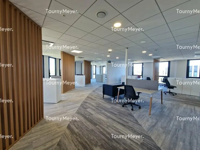 Bureau dans Montpellier à louer - Photo de l’immeuble – Image 3 sur 8