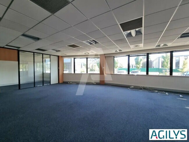 Plus de détails pour Bureau à vendre