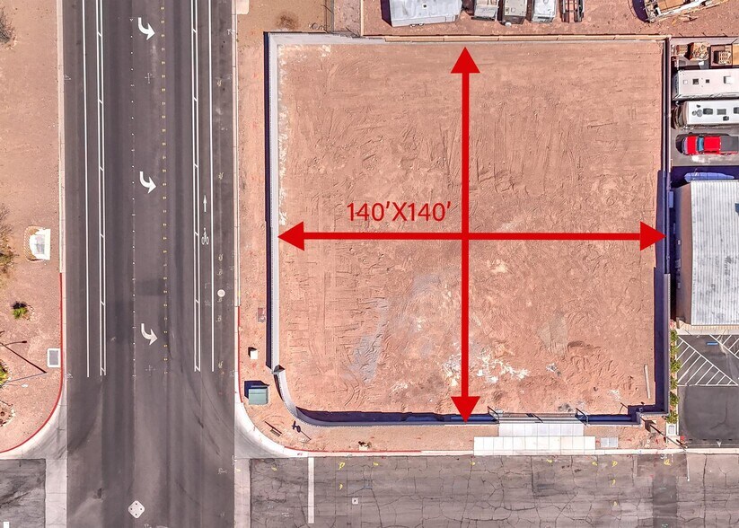 711 Wells Rd, Boulder City, NV à louer - Photo de l’immeuble – Image 2 sur 23