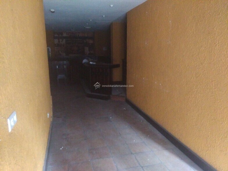 Local commercial dans Cáceres, Cáceres à louer - Photo de l’immeuble – Image 2 sur 18