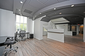 19 Garfield Pl, Cincinnati, OH à louer Photo intérieure– Image 1 sur 15