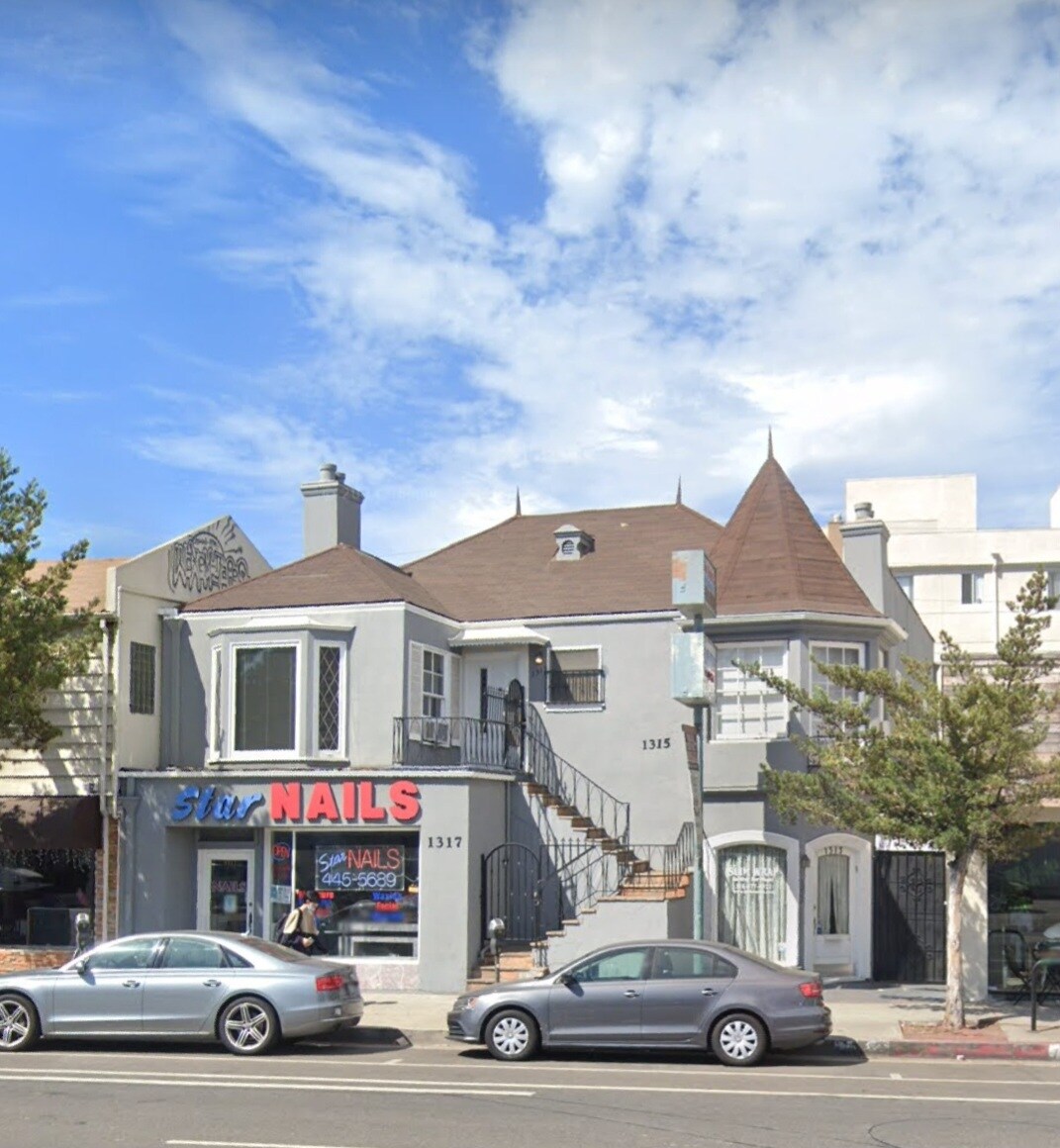 1313 Westwood Blvd, Los Angeles, CA à louer Photo principale– Image 1 sur 2