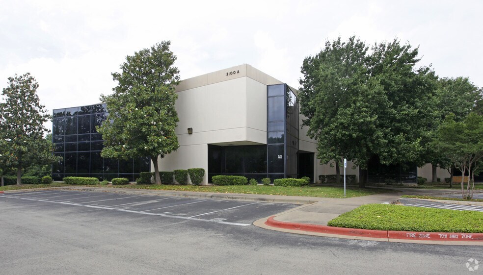 3100 Alvin Devane Blvd, Austin, TX à vendre - Photo de l’immeuble – Image 3 sur 12