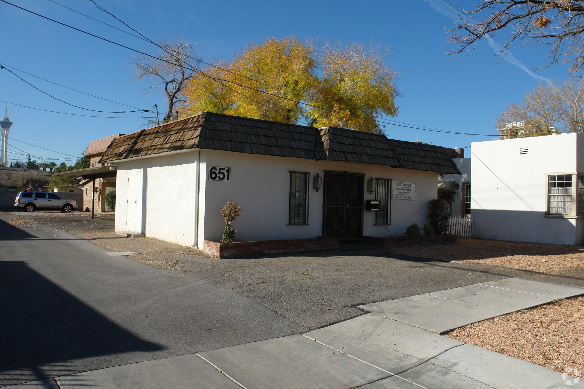 651 Clark Ave, Las Vegas, NV à vendre Photo principale– Image 1 sur 6