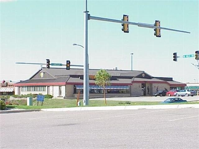 4567 Southern Hills Dr, Sioux City, IA à vendre - Photo principale – Image 1 sur 1