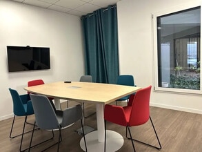 4 Bis Avenue Camille Rousset, Bron à vendre Photo intérieure– Image 2 sur 5