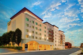 Plus de détails pour 415 7th St, Parkersburg, WV - Hôtellerie à vendre