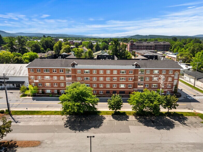 120 Emerald St, Keene, NH à vendre - Photo de l’immeuble – Image 3 sur 67