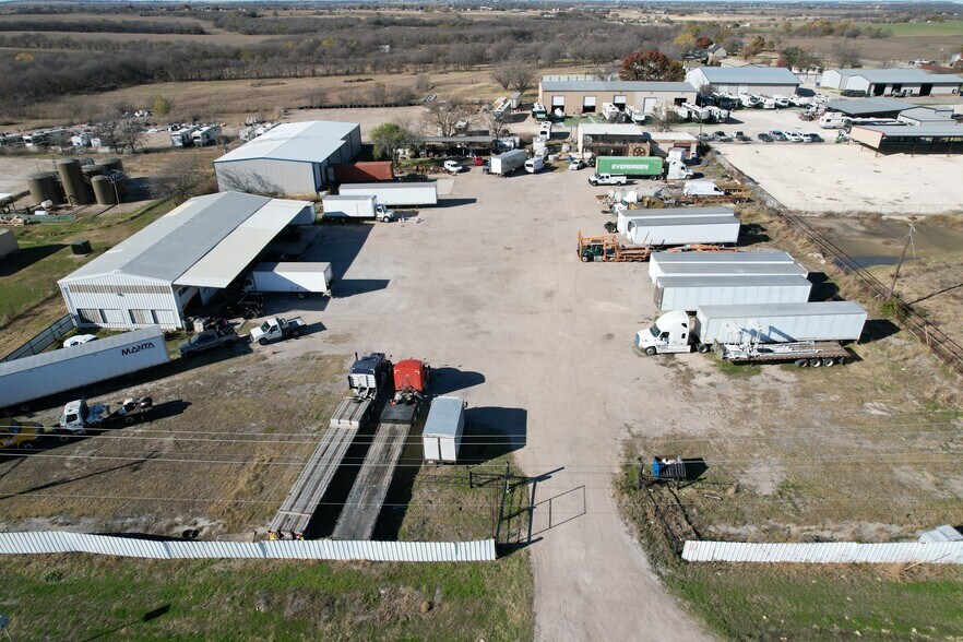 9701 E Highway 67, Alvarado, TX à vendre - Photo de l’immeuble – Image 2 sur 31