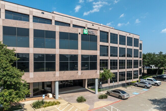 Plus de détails pour 1600 N Collins Blvd, Richardson, TX - Bureau à louer