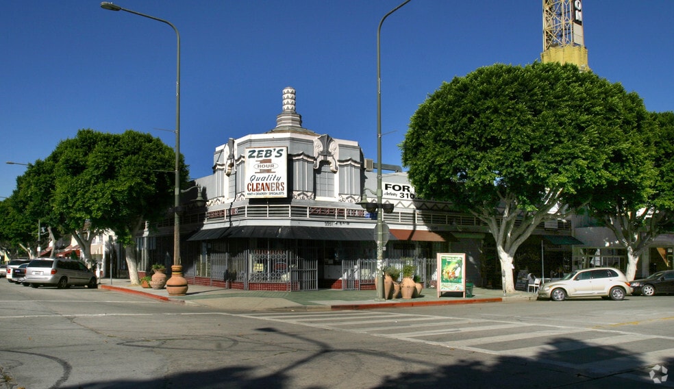 3343-3351 W 43rd Pl, Los Angeles, CA à louer - Photo principale – Image 1 sur 6