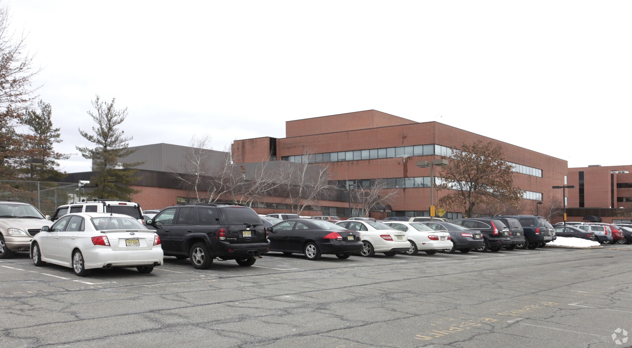 2121 State Route 27 S, Edison, NJ à louer Photo principale– Image 1 sur 6