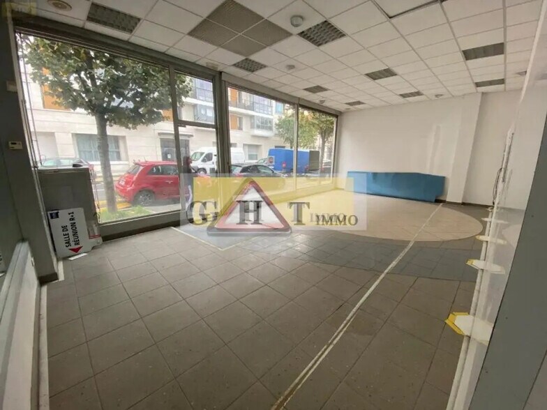 Local commercial dans Maisons-Alfort à vendre - Photo de l’immeuble – Image 2 sur 5