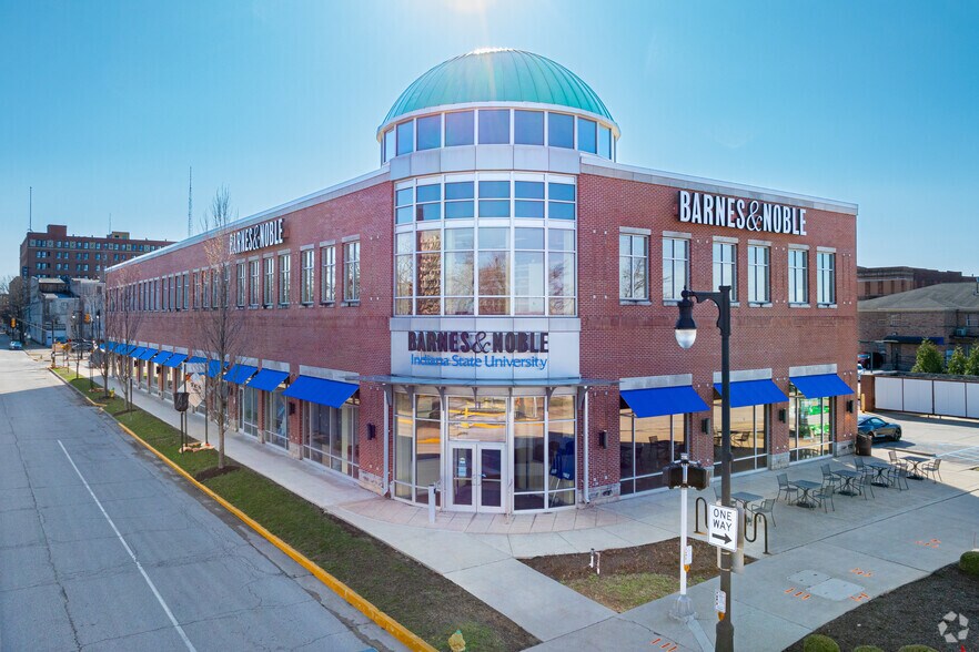 22 N 5th St, Terre Haute, IN à louer - Photo de l’immeuble – Image 3 sur 16